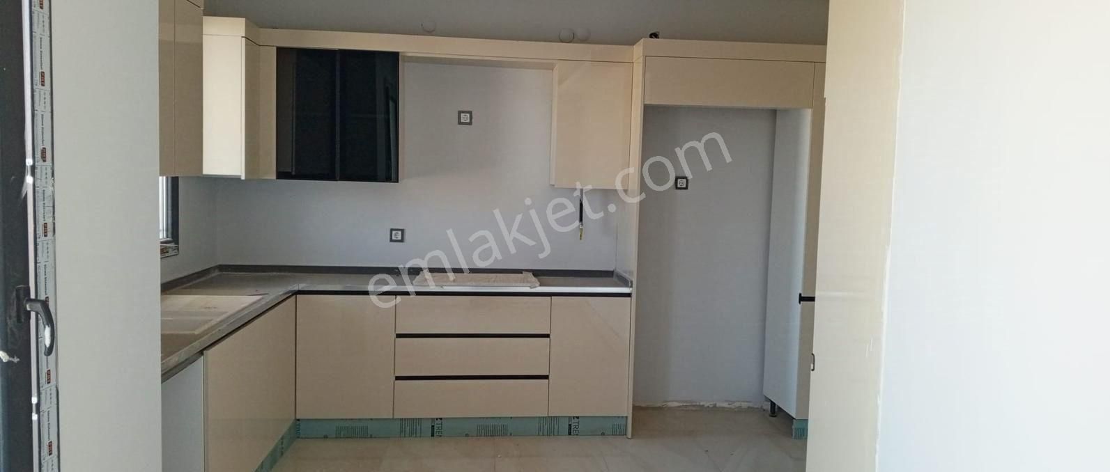 Sur Fetih Satılık Daire TEKNOKENT 'TE 2.5+1 HAVUZLU SIFIR DAİRE q