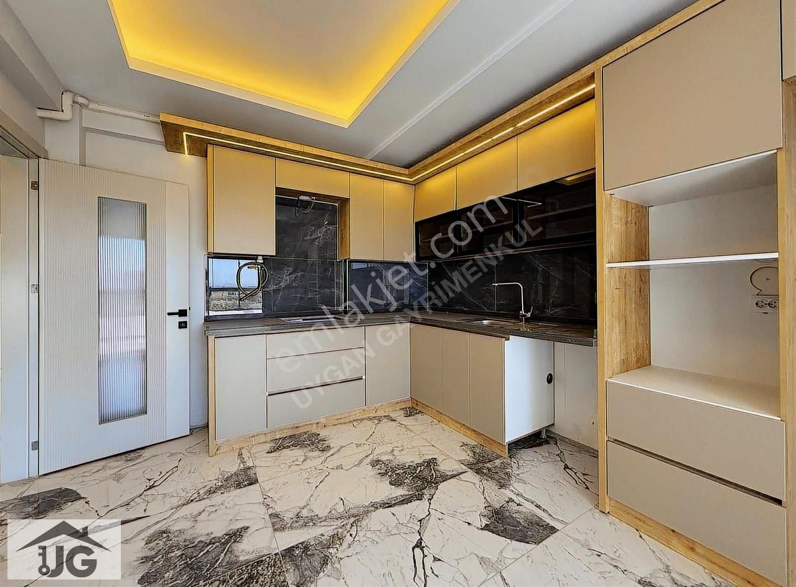 Torbalı Torbalı Satılık Daire UYGAN GAYRİMENKUL'DEN TORBALI MAH. 2+1 107m² KİPA ARKASI LÜX