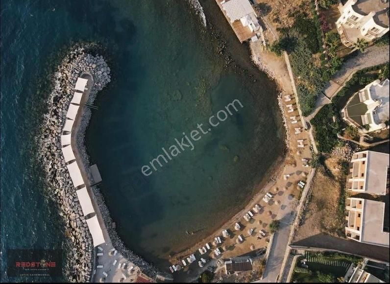 Bodrum Küçükbük Satılık Villa Gündoğan Küçükbük Site İçi Özel Plaj Müstakil Manzaralı Villa