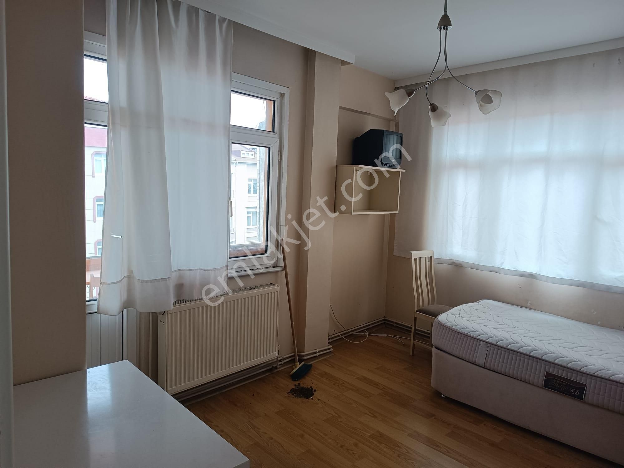 Avcılar Gümüşpala Kiralık Daire  3+1 Eşyalı Kiralık Fırsat Kullanışlı Daire