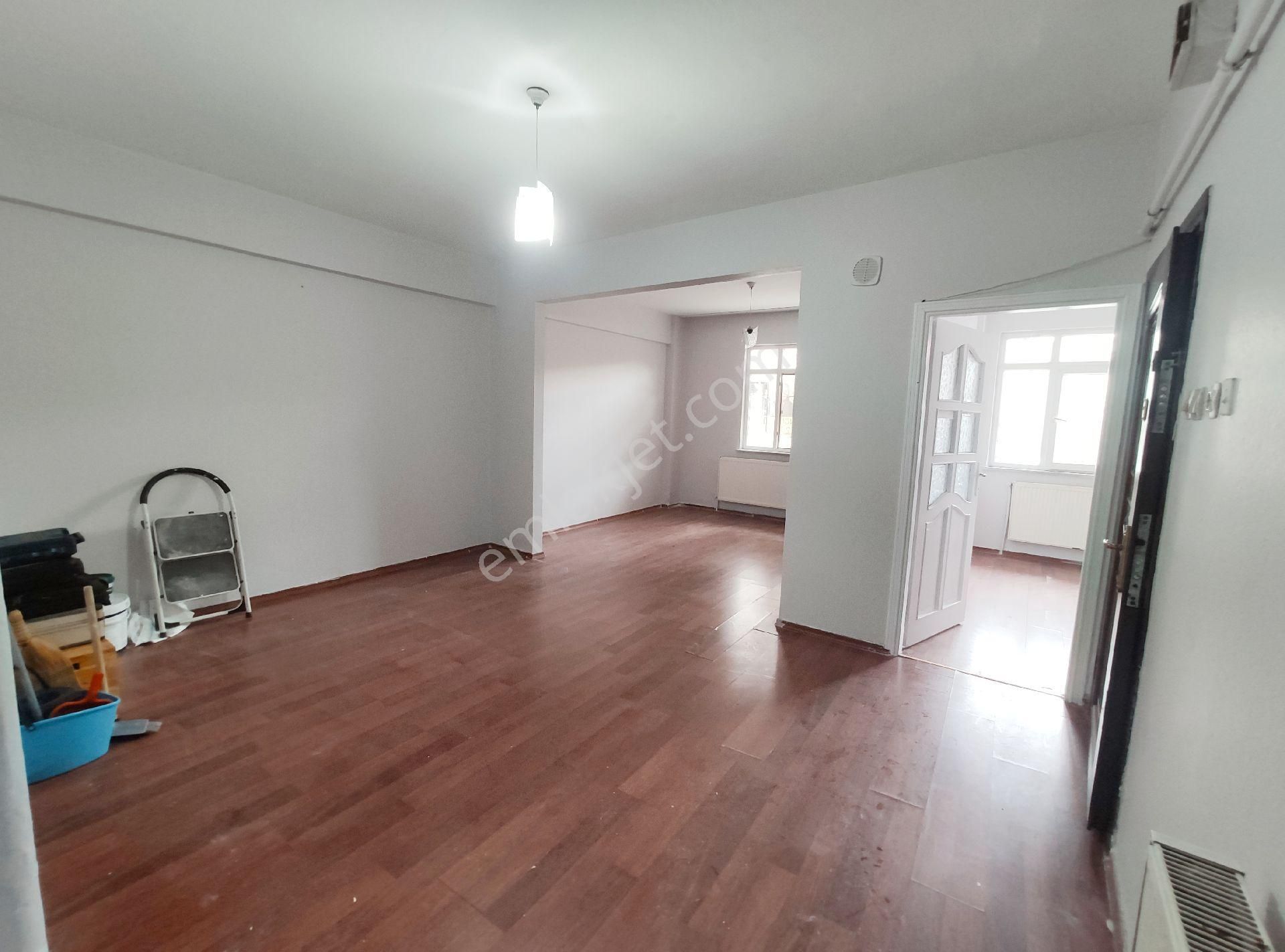 Sarıyer Pınar Kiralık Daire SARIYER PINAR MAH.2+1 GİRİŞ KAT MASLAK METROYA YÜRÜME MESAFESİ KİRALIK DAİRE