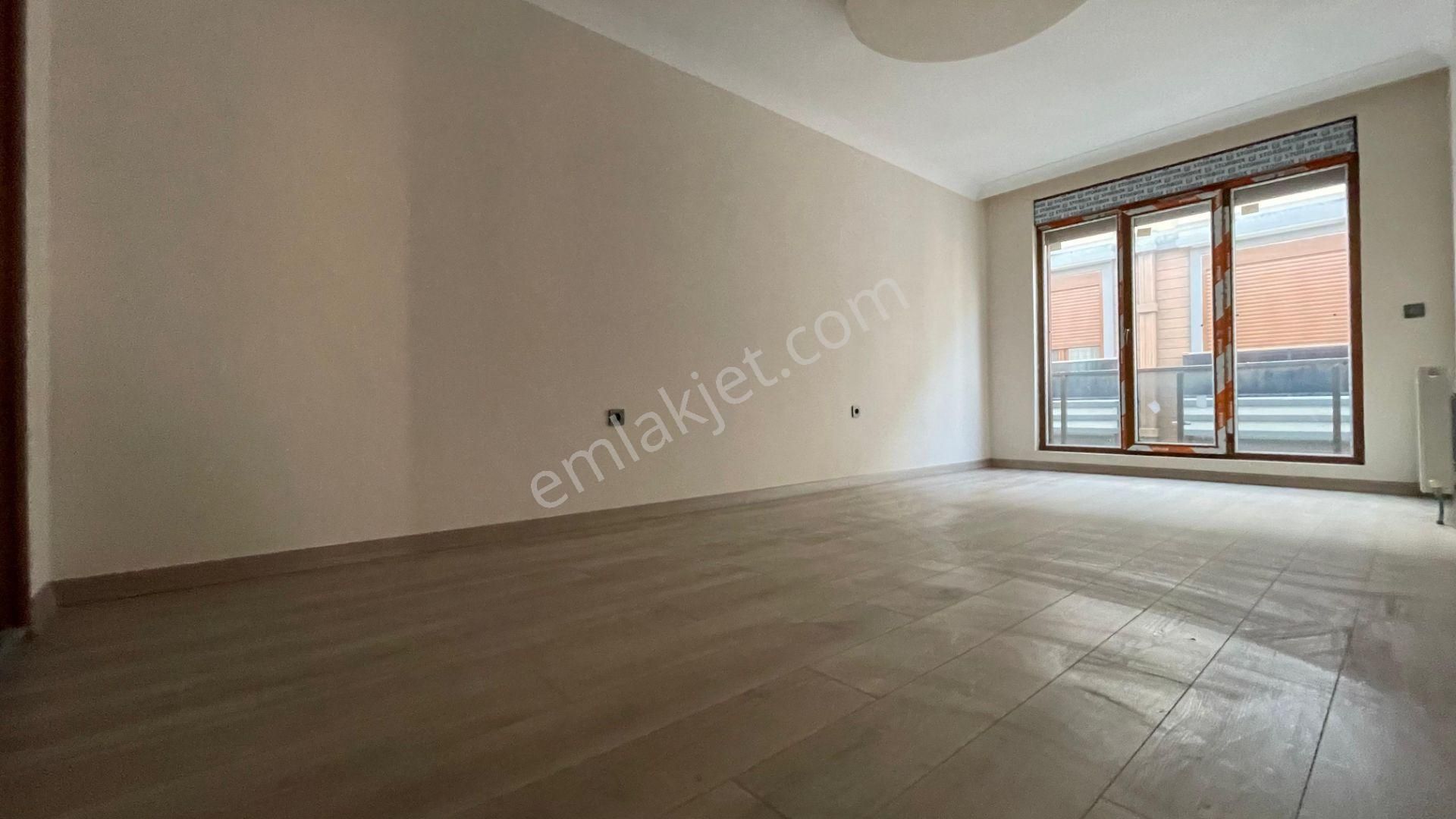 **konut Emlak'tan İkizçayda Havuzlu Ebebeyn Banyolu 3+1 Ultra Lüks Sıfır Daire** - Görsel 15