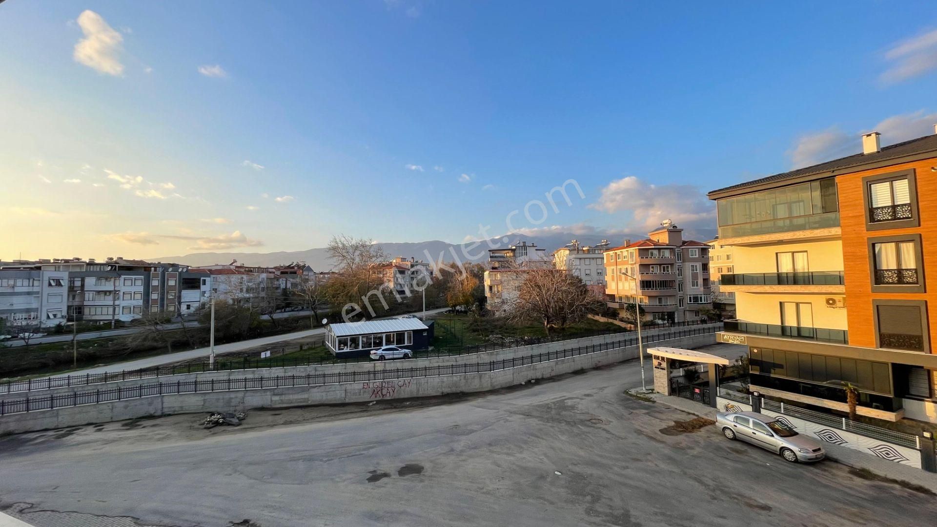**konut Emlak'tan İkizçayda Havuzlu Ebebeyn Banyolu 3+1 Ultra Lüks Sıfır Daire** - Görsel 12