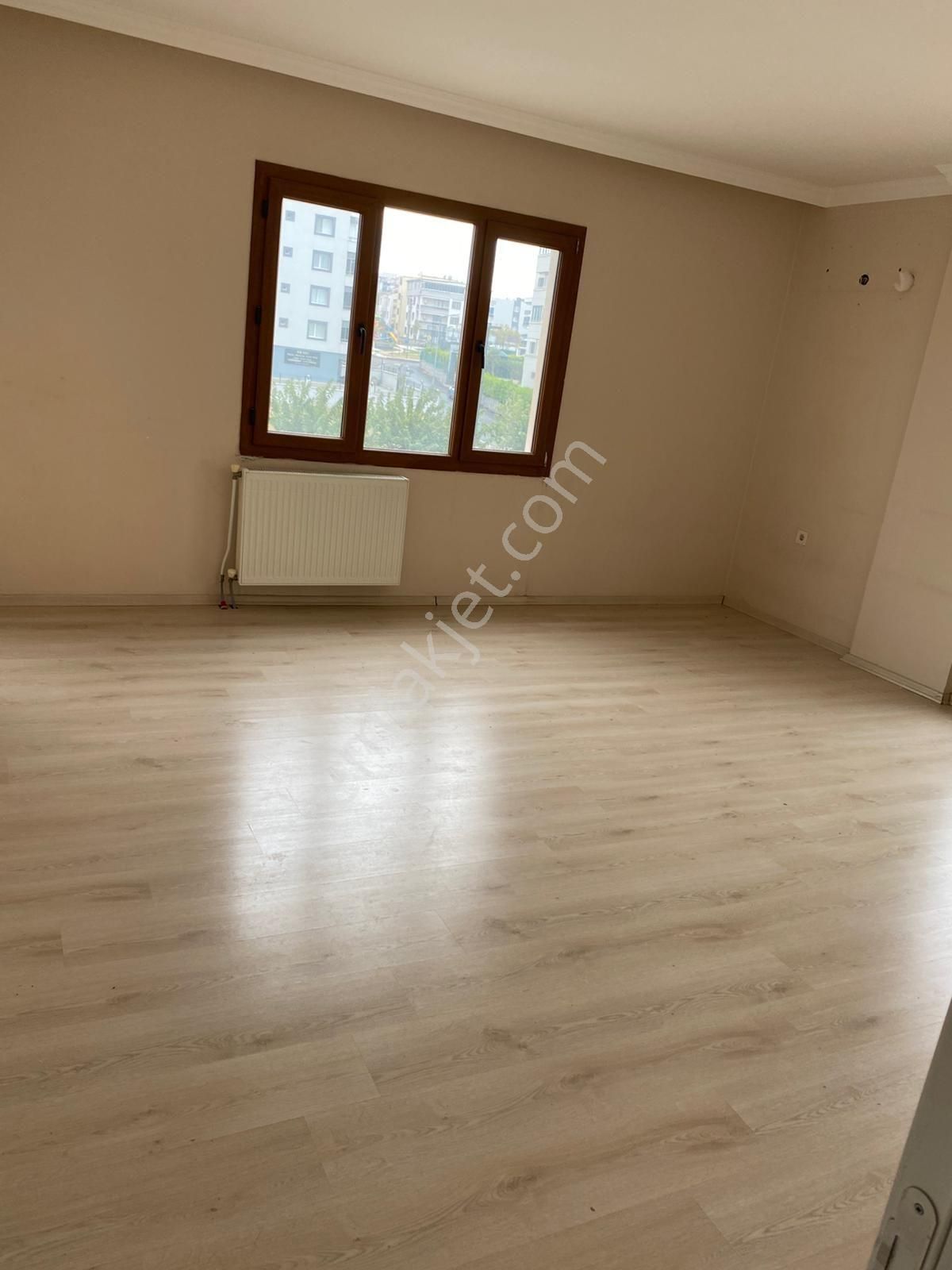 Aliağa Yeni Kiralık Daire TUTAL GAYRİMENKUL DEN KİRALİK BOŞ DAİRE 