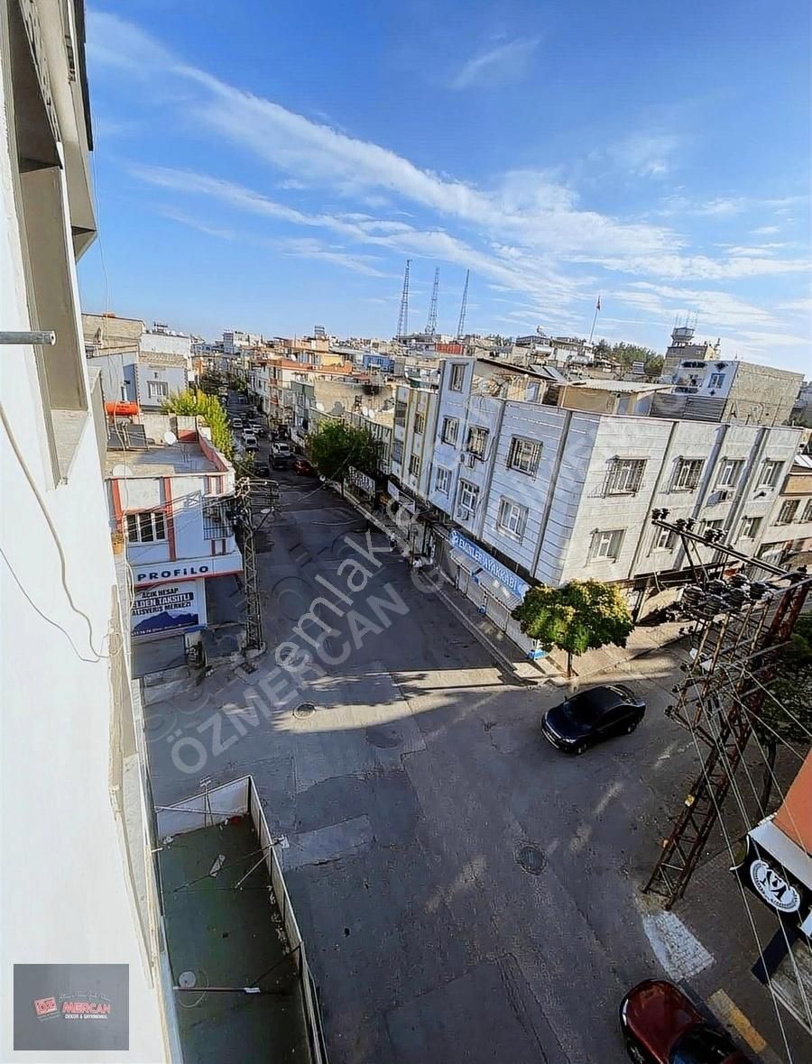 Şahinbey İstiklal Kiralık Daire İSTİKLAL*MAH.*ANA*CADDE*ÜZERİ*2+1*KİRALIK*KATTAN*BÖLME*DAİRE...