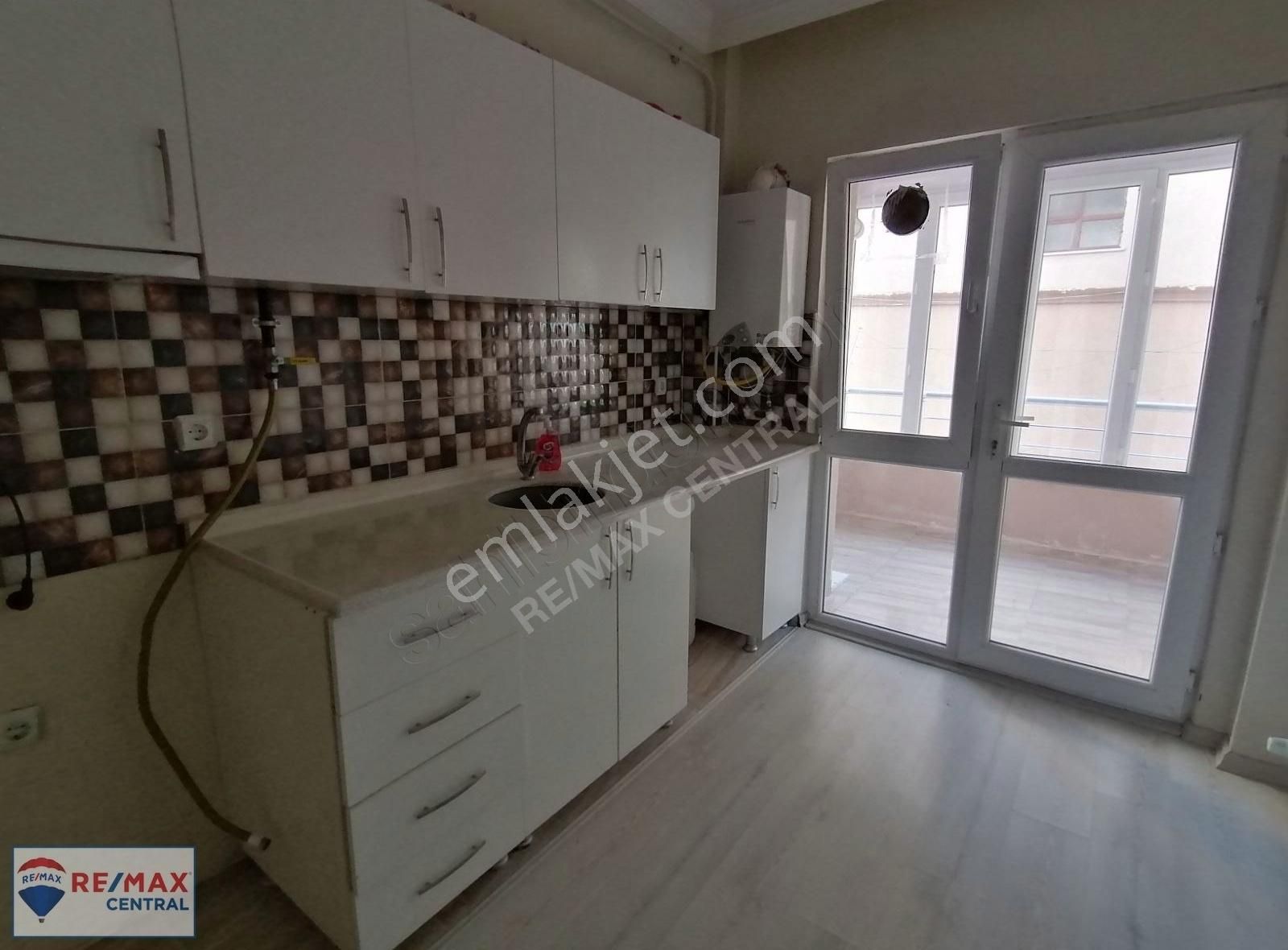 Sivas Merkez Şeyh Şamil Kiralık Daire REMAX CENTRAL'DEN VEFA KONUTLARINDA KİRALIK 2+1 DAİRE