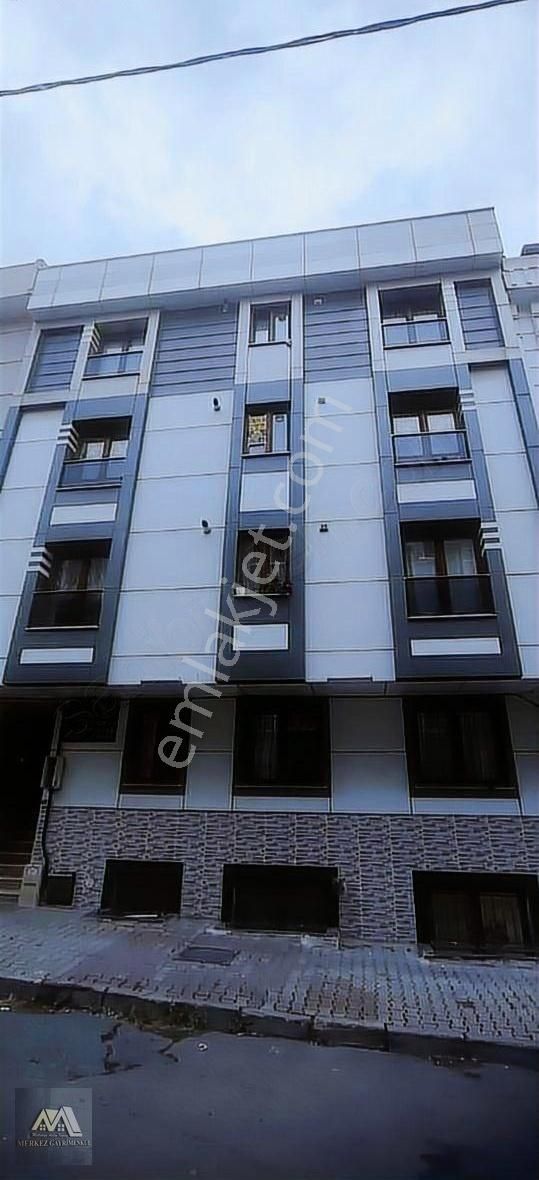 Gaziosmanpaşa Sarıgöl Kiralık Daire Sarıgöl Mahallesi Vatansever Sokak'ta kiralık 3+1