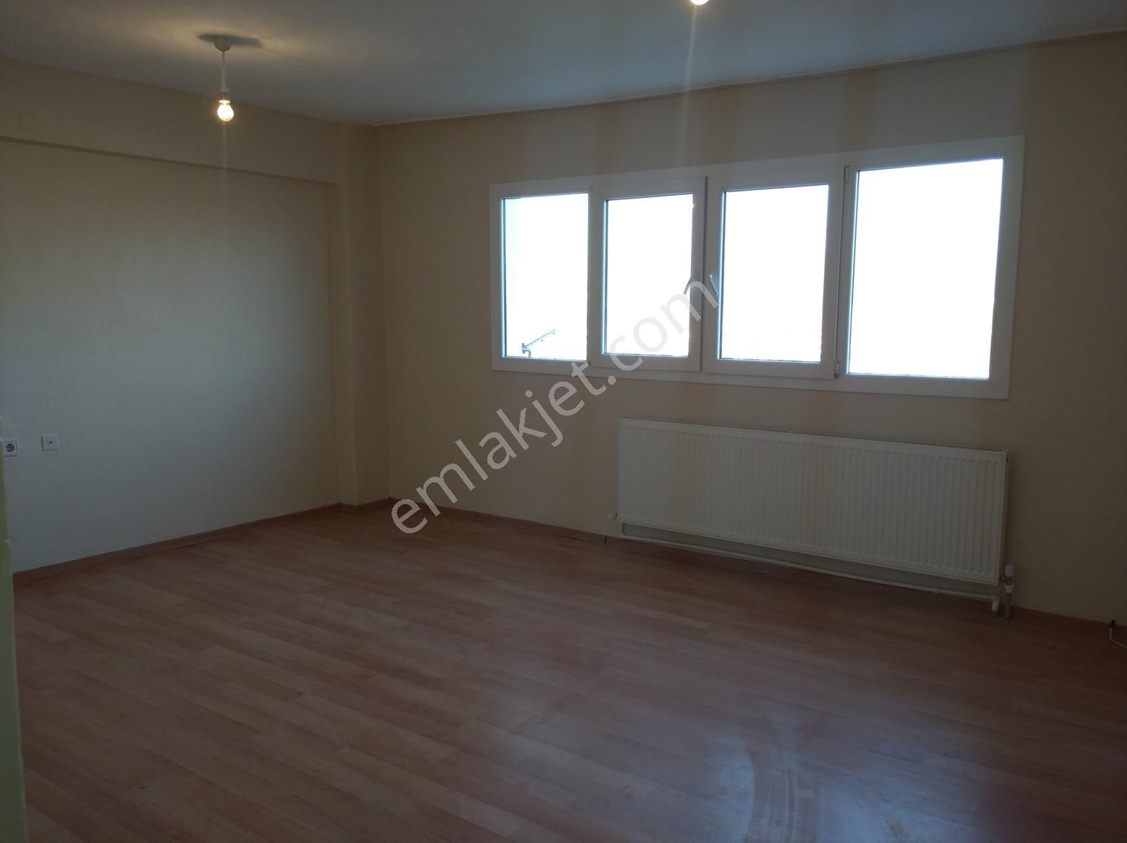 Karabağlar Yurdoğlu Kiralık Daire MÜHENDİS EMLAK'TAN KARABAĞLAR YURTOĞLU MH 3+1 120 M2 DOĞAL GAZLI 5.KAT TEMİZ DAİRE KİRALIKTIR