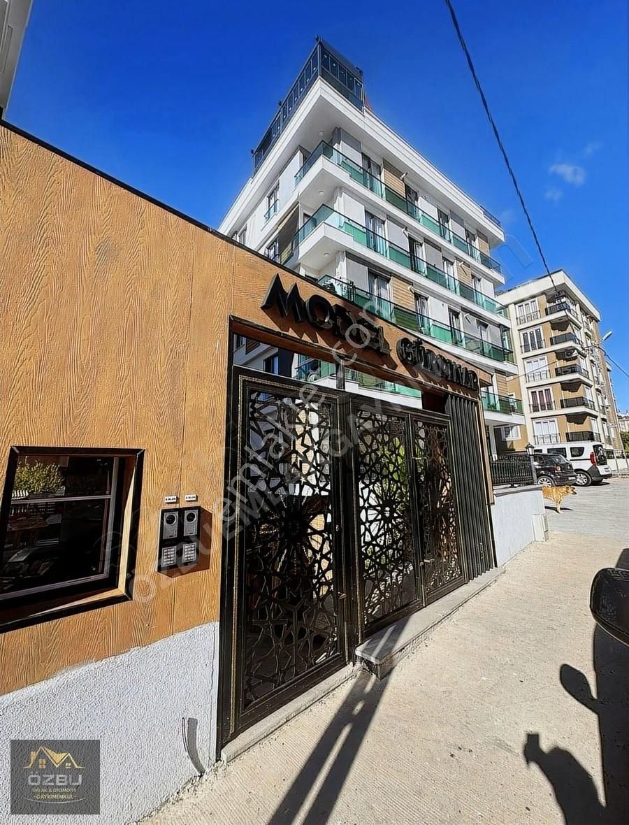 Beylikdüzü Dereağzı Satılık Daire ÖZBU EMLAK GAYRİMENKUL SİTEİÇİ MODEL GÜRPINARDA 3+2 170M2 DUBLEX