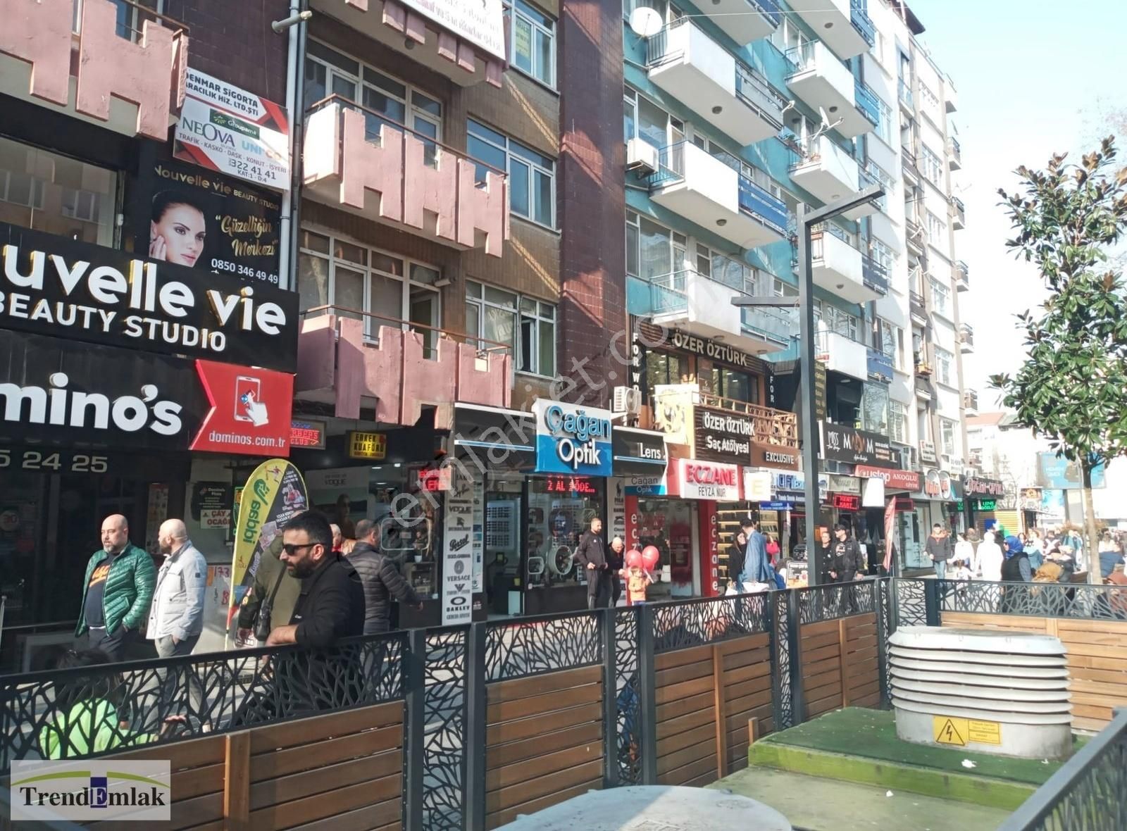 İzmit Ömerağa Kiralık Ofis İzmit Yürüyüş Yolu Üstü Kıralık 110 M2 Eşyalı Ofis 2.kat