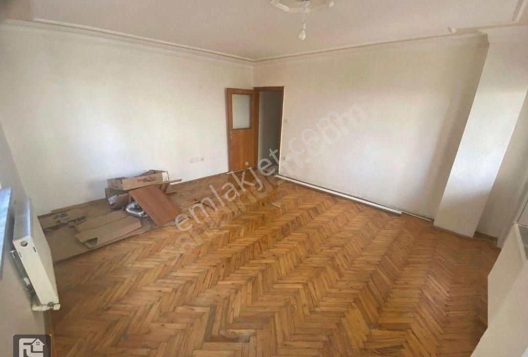 Ümraniye İstiklal Kiralık Daire F-L EMLAKTAN NAMIK KEMAL DE 3+1 GENİŞ ARAKAT DAİRE