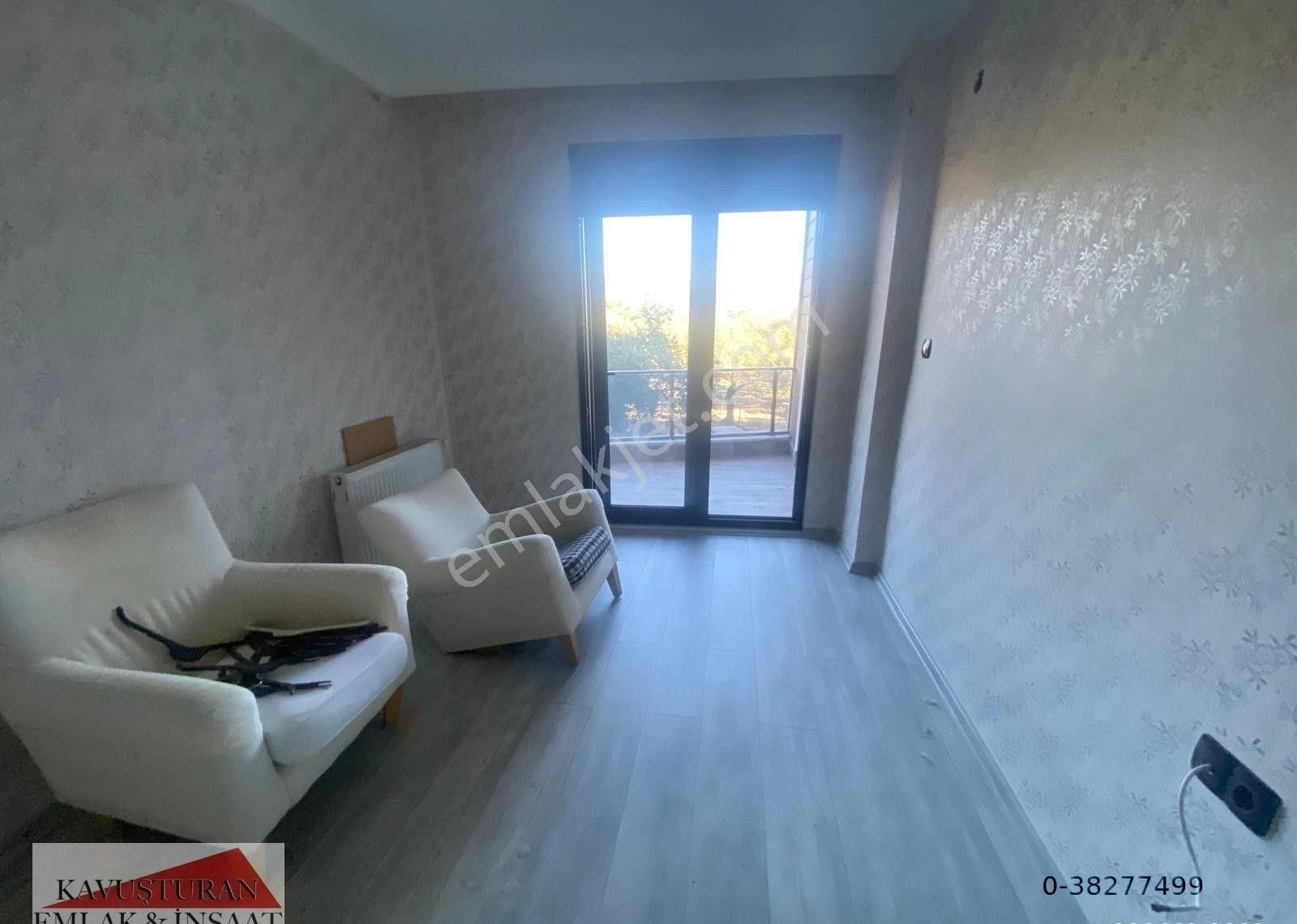 Edremit Akçay Kiralık Daire Kavuşturan Emlak'tan Akçay'da Kiralık 1+1 Daire