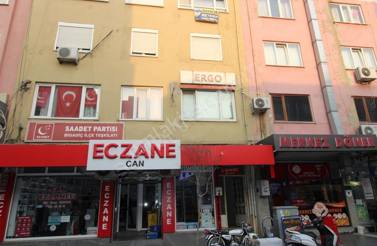 Bigadiç Camii Satılık Daire BİGADİÇ MERKEZ 2+1 DAİRE