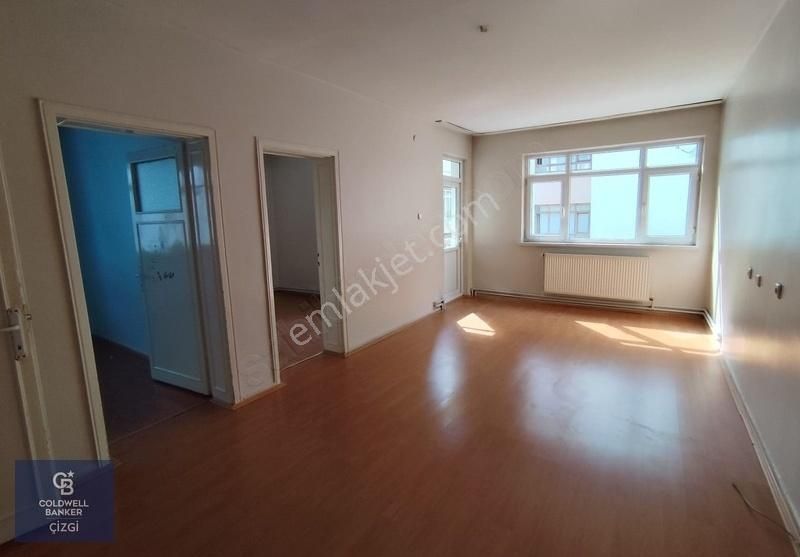 Yenimahalle Demetlale Kiralık Daire Demetevler Metro Durağına Yürüme Mesafesinde Kiralık 3+1 Daire