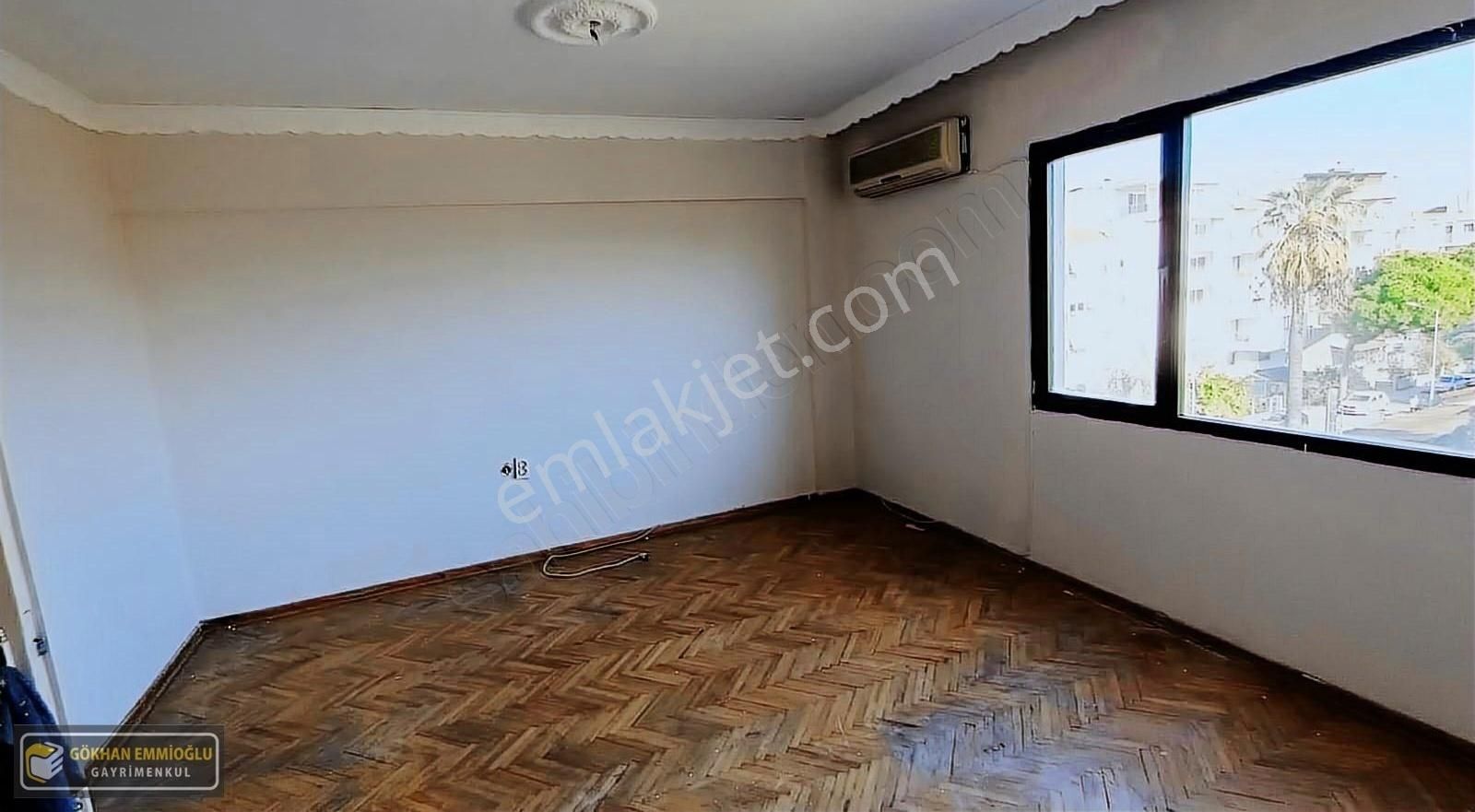 Karşıyaka Aksoy Metroya Yakın Kiralık Daire ORMAN FİDANLIĞI CEPHELİ 3+1 BAKIMLI DAİRE