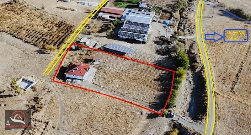 Elazığ Merkez Yurtbaşı Bld. (Cumhuriyet) Satılık Tarla [acg] Yurtbaşı'da 4+1 Sıfır Ev Ve 3.768 M2 Kupon Bahçe