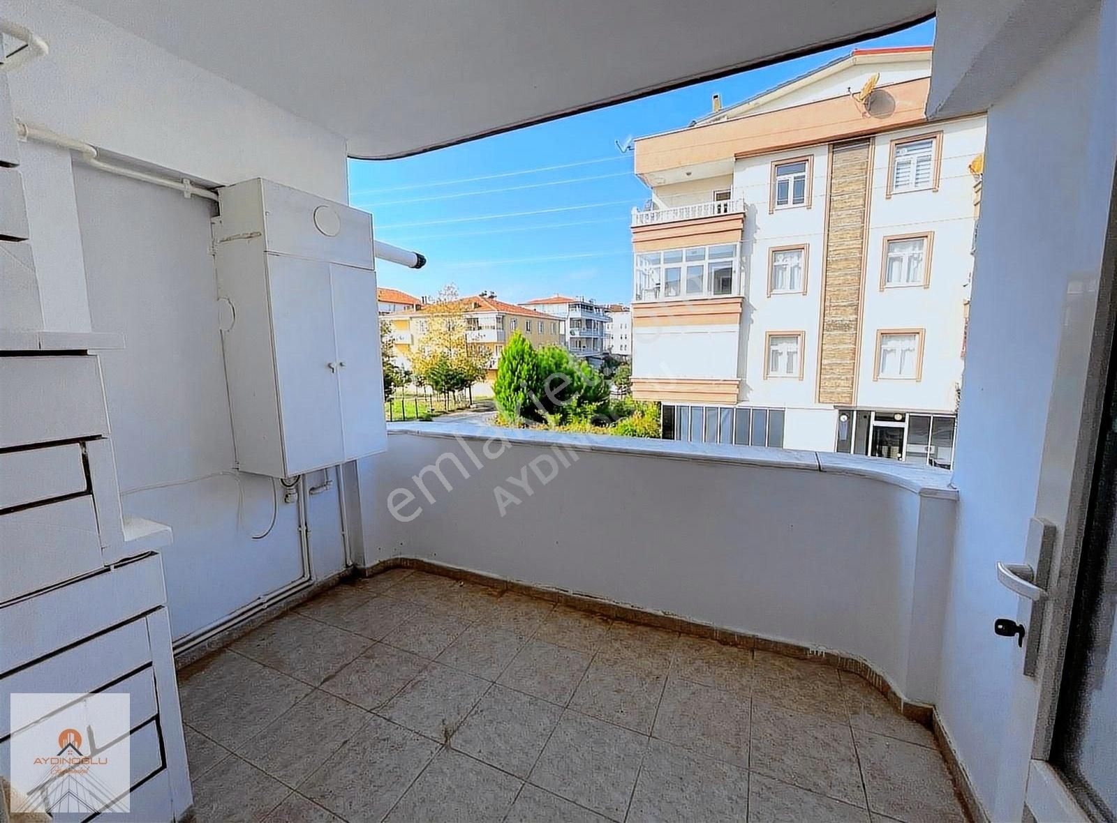 Karasu Yalı Satılık Daire DENİZE 120 MT MESAFEDE ARA KAT AÇIK CEPHE 2+1 DAİRE