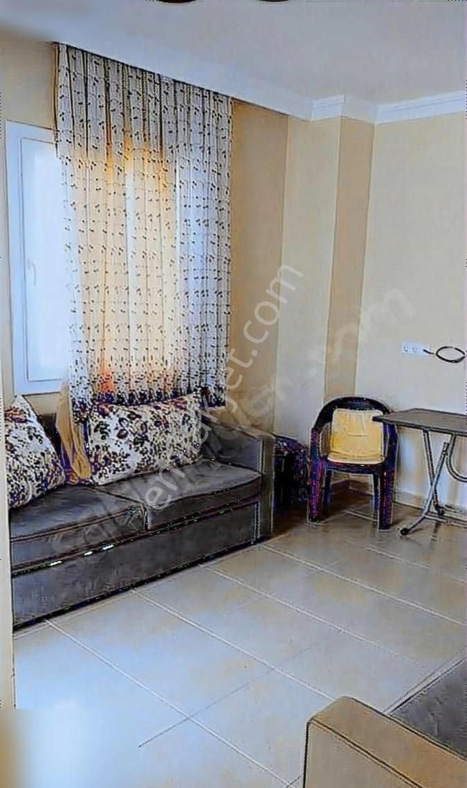 Arsuz Gözcüler Satılık Daire arsuz merkezde denize 3 dk.. teraslı daire.. esyali