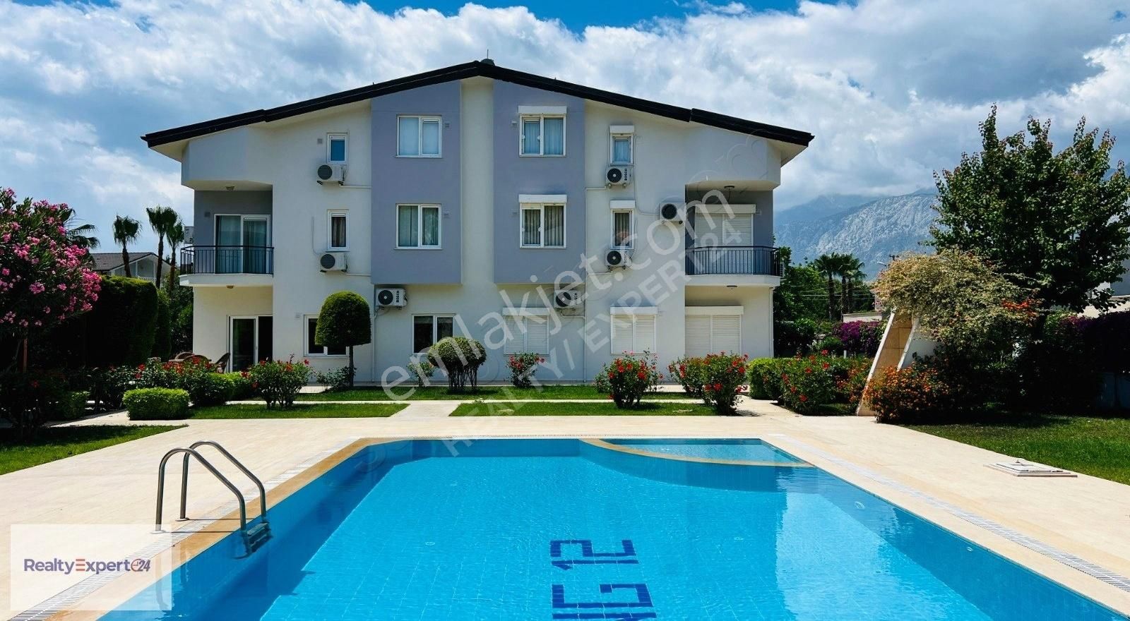 Kemer Kiriş Satılık Villa SATILIK 5+1 BAHÇE HAVUZLU SATILIK VILLA