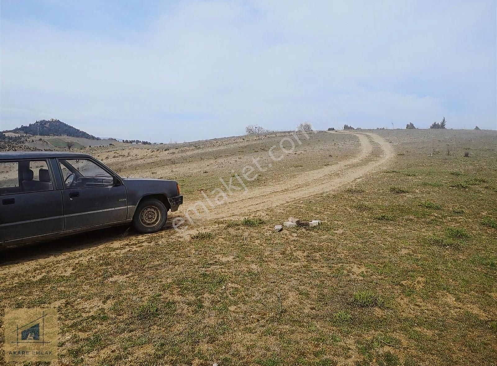 Söğüt Küre Köyü (Merkez) Satılık Tarla İmar Sınırında Yatırım Fırsatı Bilecik Söğüt Küre