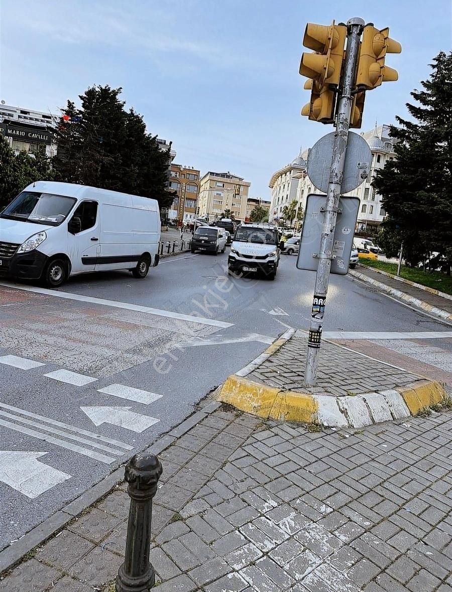 Güngören Mehmet Nesih Özmen Satılık Dükkan & Mağaza ENGiN ERDEM'DEN MERTER TEKSTiL MERKEZiNDE SATİLIK DÜKKAN