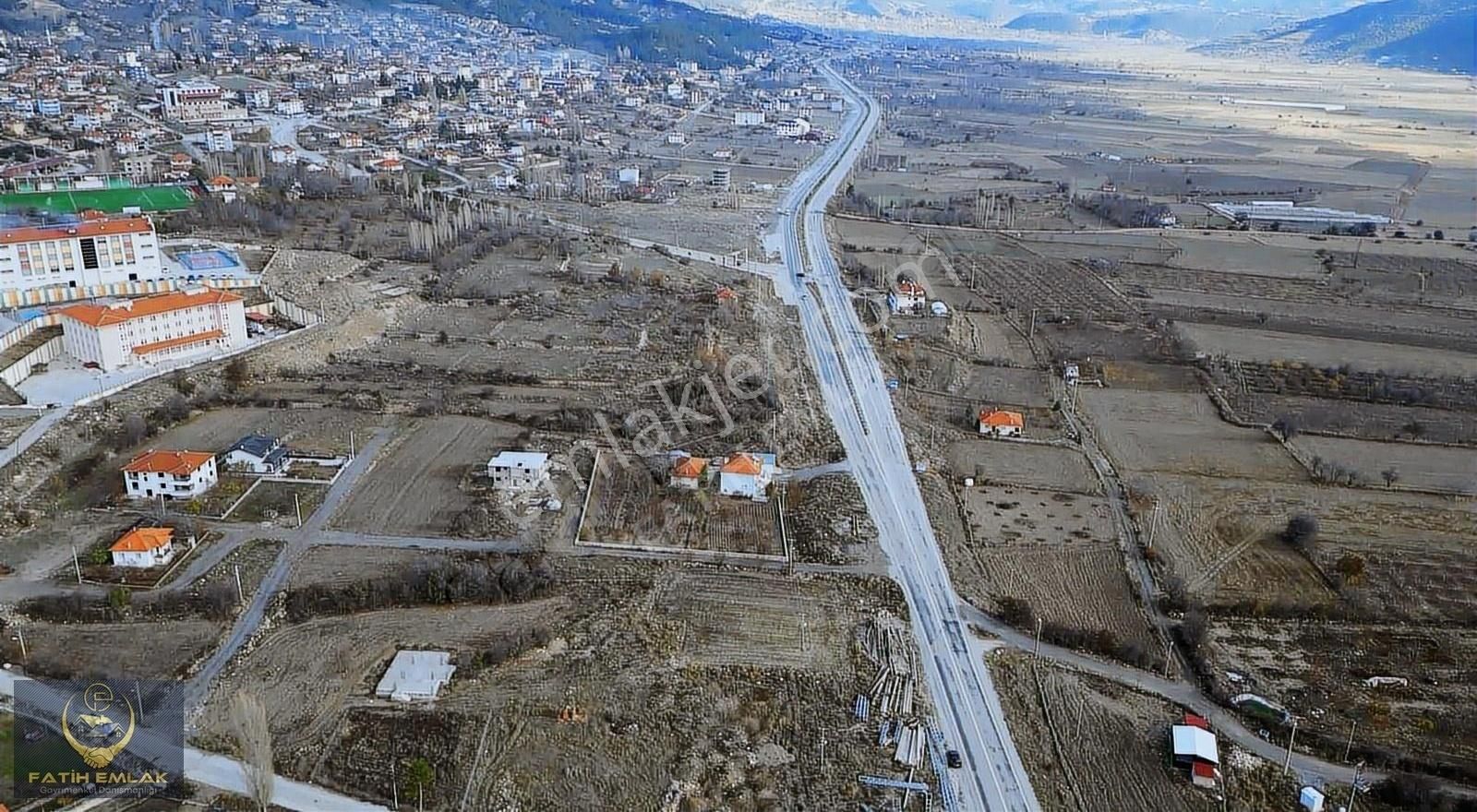 Çameli Yunuspınarı Satılık Konut İmarlı Çameli Merkezde Anayola Sıfır Arsa