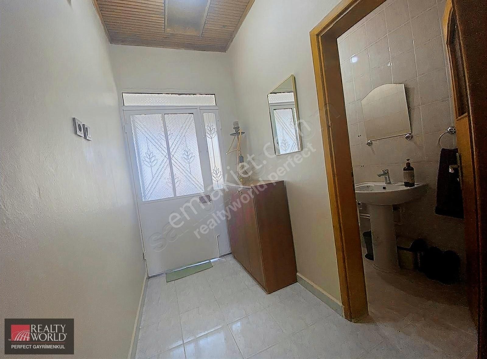 *realty World*beykoz Çavuşbaşı'nda Bahçeli Müstakil Ev - Görsel 15