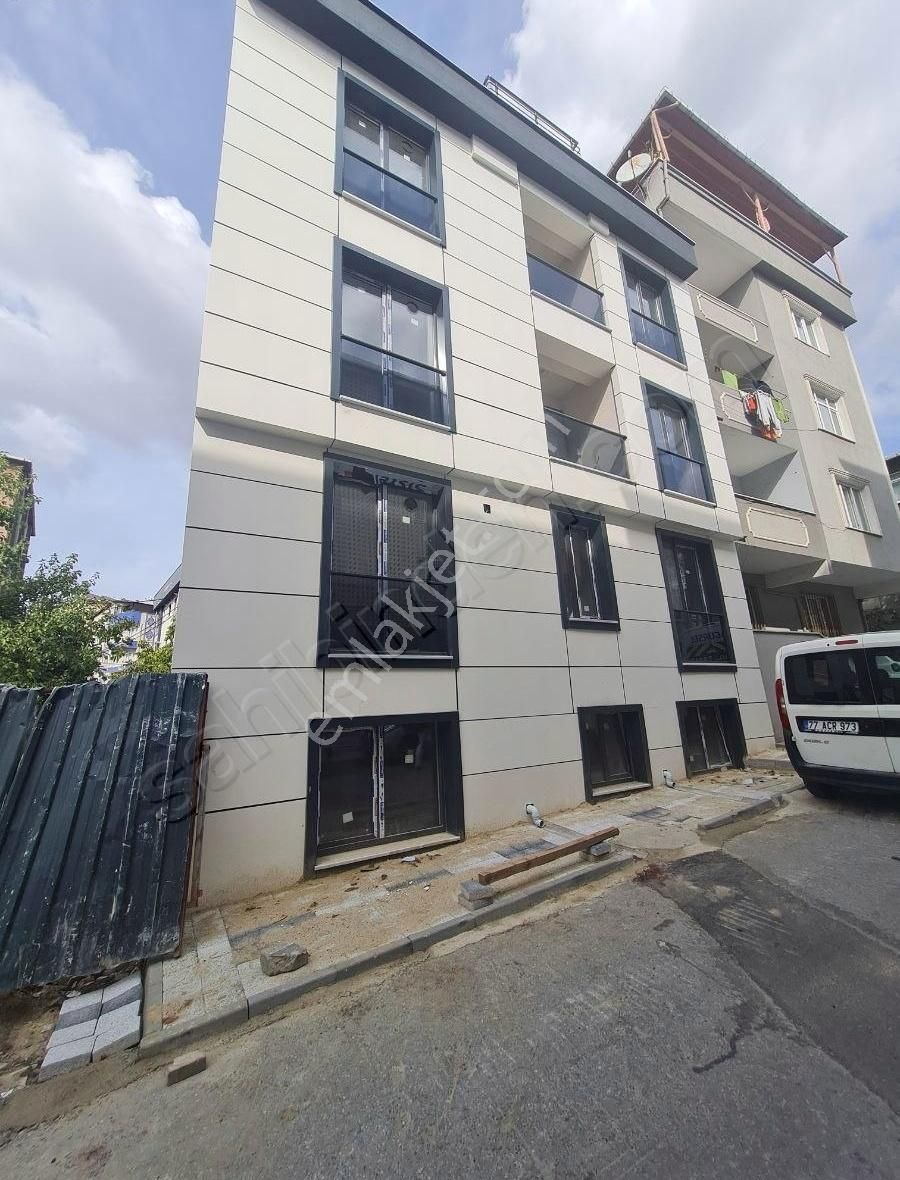 Üsküdar Ünalan Kiralık Daire 1+1 60m² AMERİKAN MUTFAKLI BAHÇE KATI