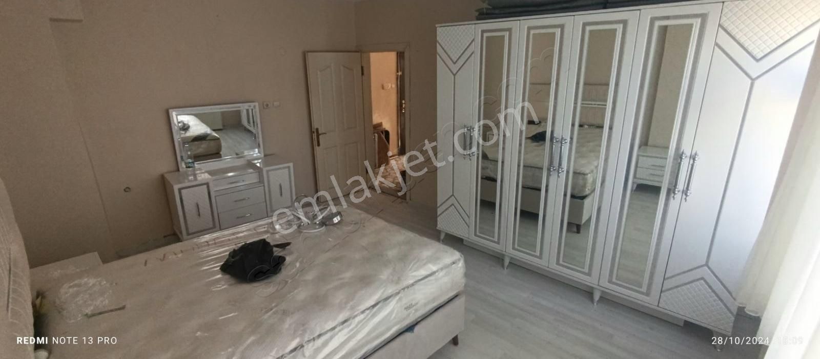 Esenler Tuna Kiralık Daire ÖZGÜR İNŞAAT'TAN TUNA MAHALLESİ'NDE CADDEDE KİRALIK 4.KAT DAİRE