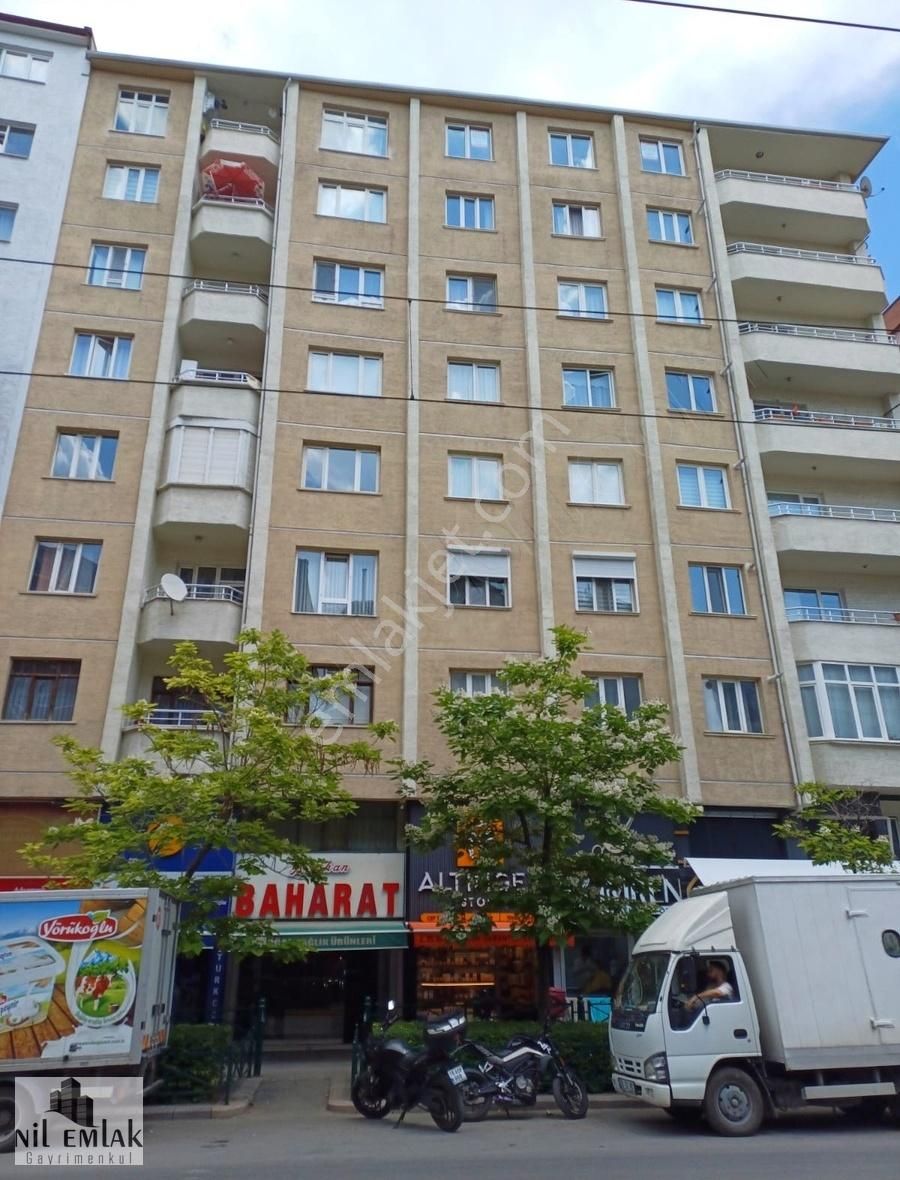 Tepebaşı Yenibağlar Kiralık Daire Nil Emlak Gyd'den Espark Yakını Bulvar Cepheli 2+1