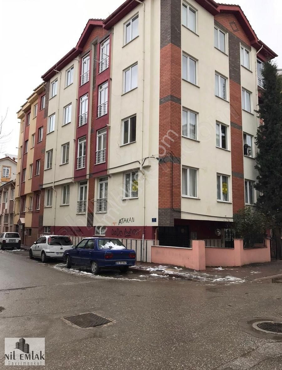 Tepebaşı Bahçelievler Satılık Daire NİL EMLAK GYD'DEN BAHÇELİEVLERDE ARA KAT 90 M2 2+1 DAİRE