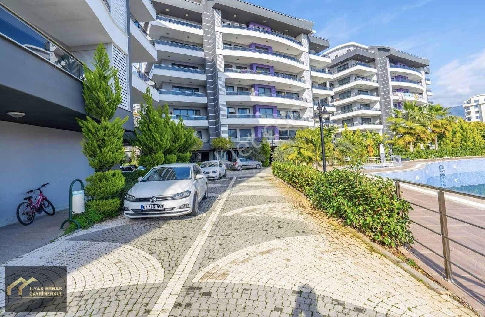 Oba Mahallesinde Satilik 3+1 Güney Cephe Site İçi Daire