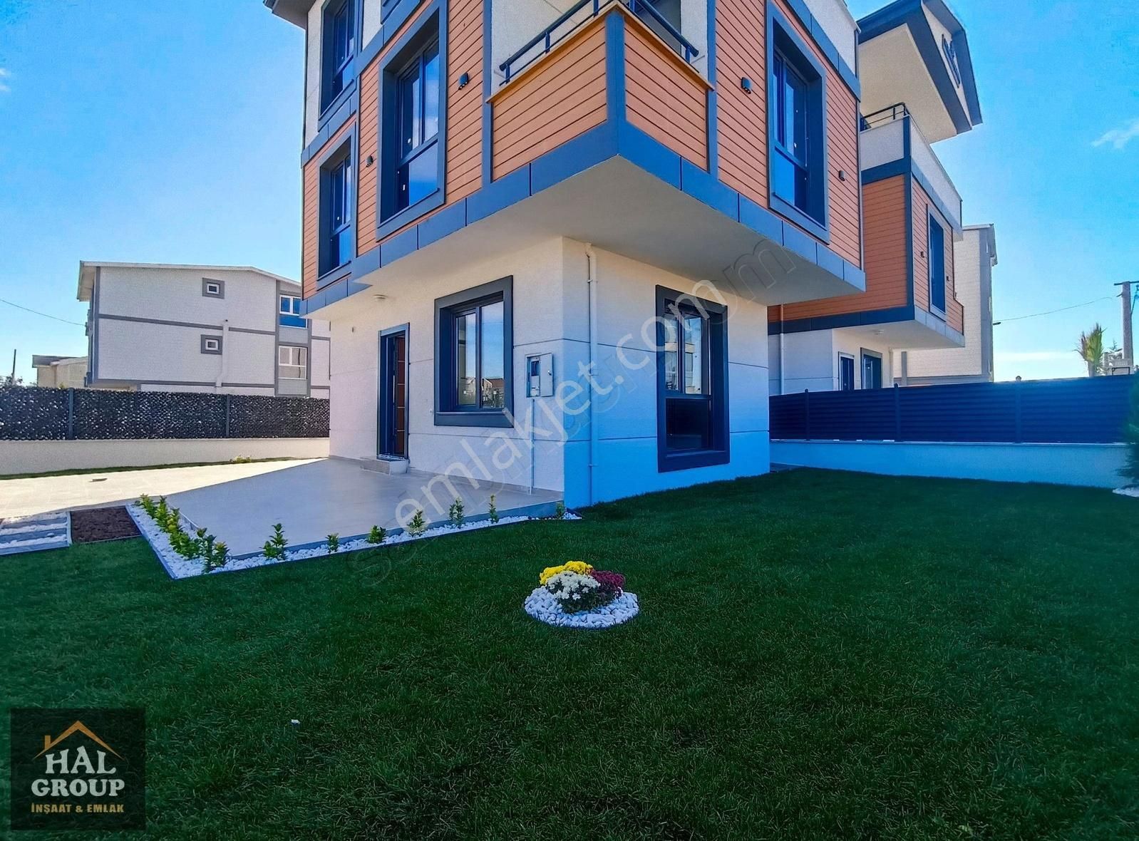 ╭╯hâl Group╰╮deniz Ve Şehir Manzaralı Bol Yeşil Bahçeli Villa !! - Görsel 4