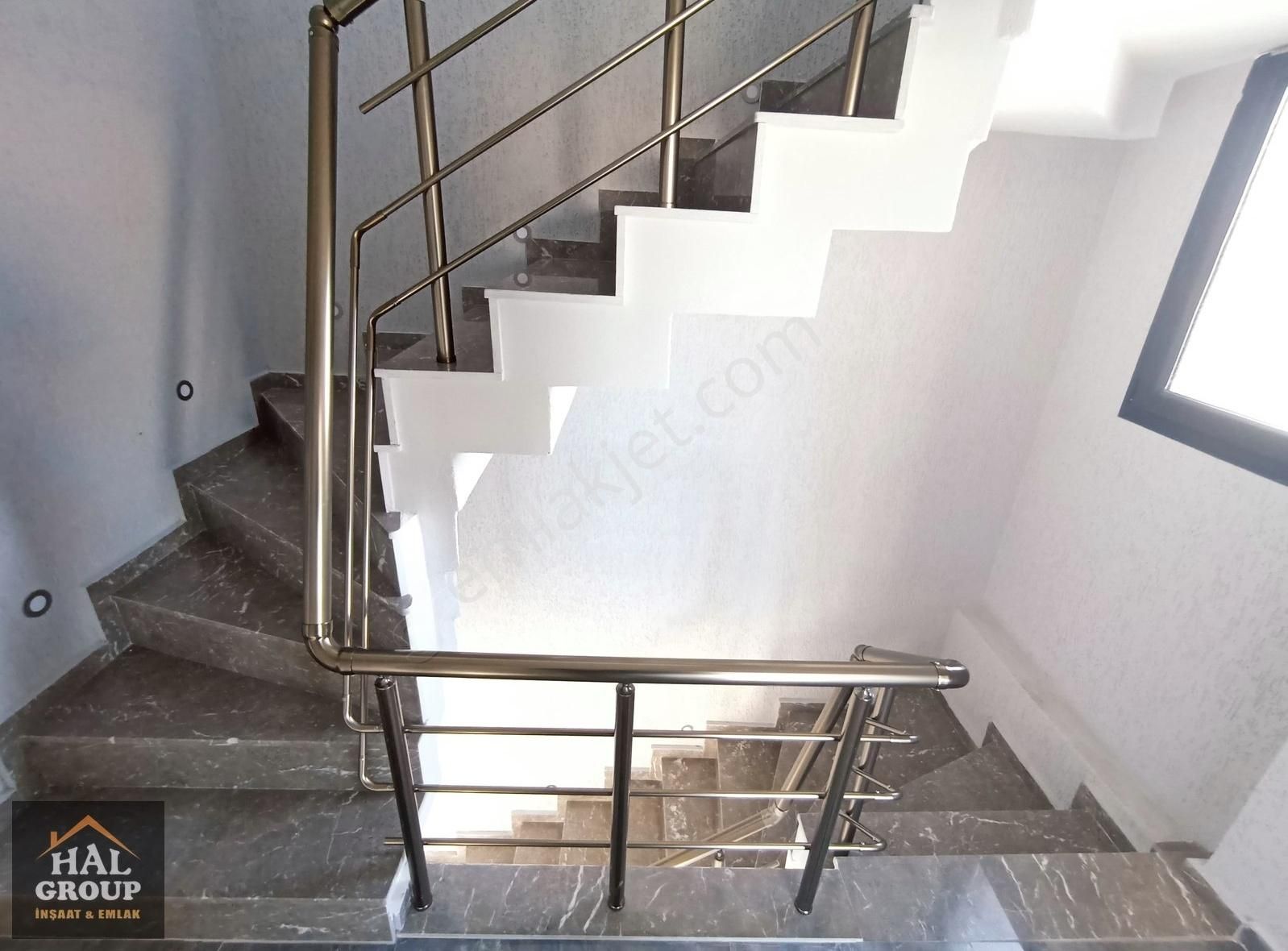 ╭╯hâl Group╰╮deniz Ve Şehir Manzaralı Bol Yeşil Bahçeli Villa !! - Görsel 18