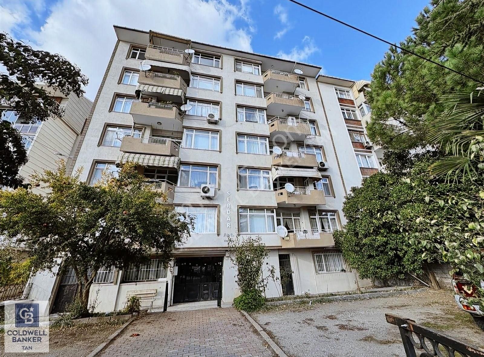 İzmit Serdar Satılık Daire CB-TAN İZMİT SERDAR MAHALLESİNDE SATILIK 2+1 ARAKAT DAİRE