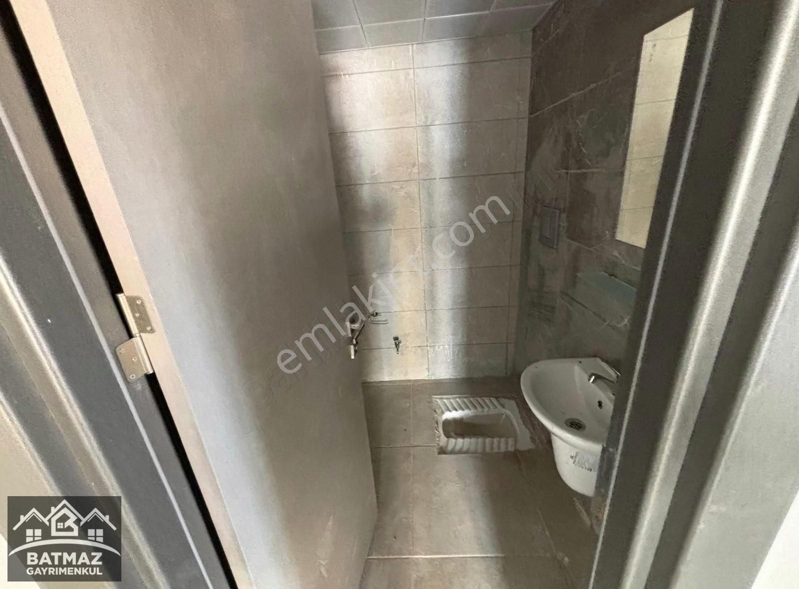 Şehitkamil Dündarlı Kiralık Daire Batmaz Emlak Tan Kiralık 2+1 Daire