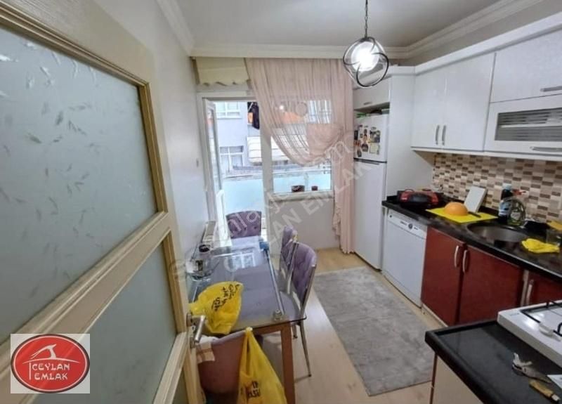 İlkadım Kadıköy Satılık Daire Ceylan Emlaktan Satılık 2+1 Daire 115m2