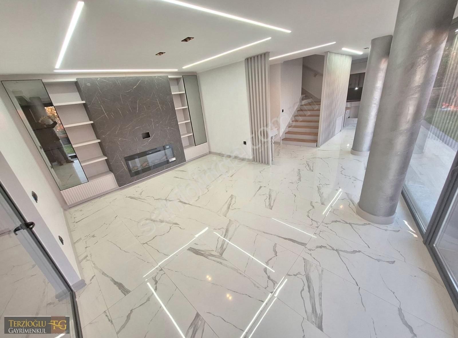 Terzioğlundan Altınolukta Full Deniz Manzaralı Muhteşem Malikane - Görsel 11