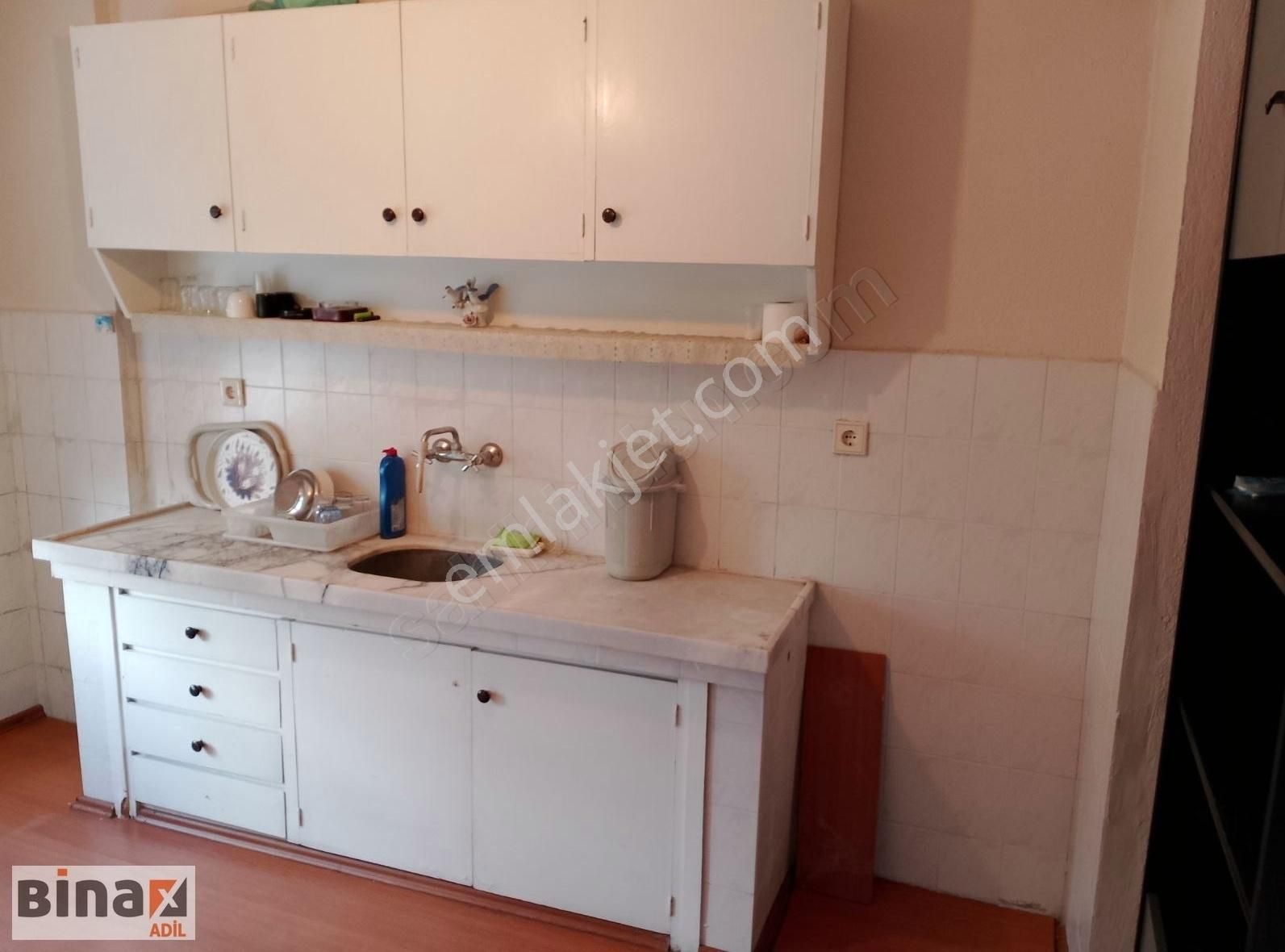 Bergama Zafer Satılık Daire BERGAMA ZAFER MAHALLESİNDE SATILIK 2+1.DAİRE