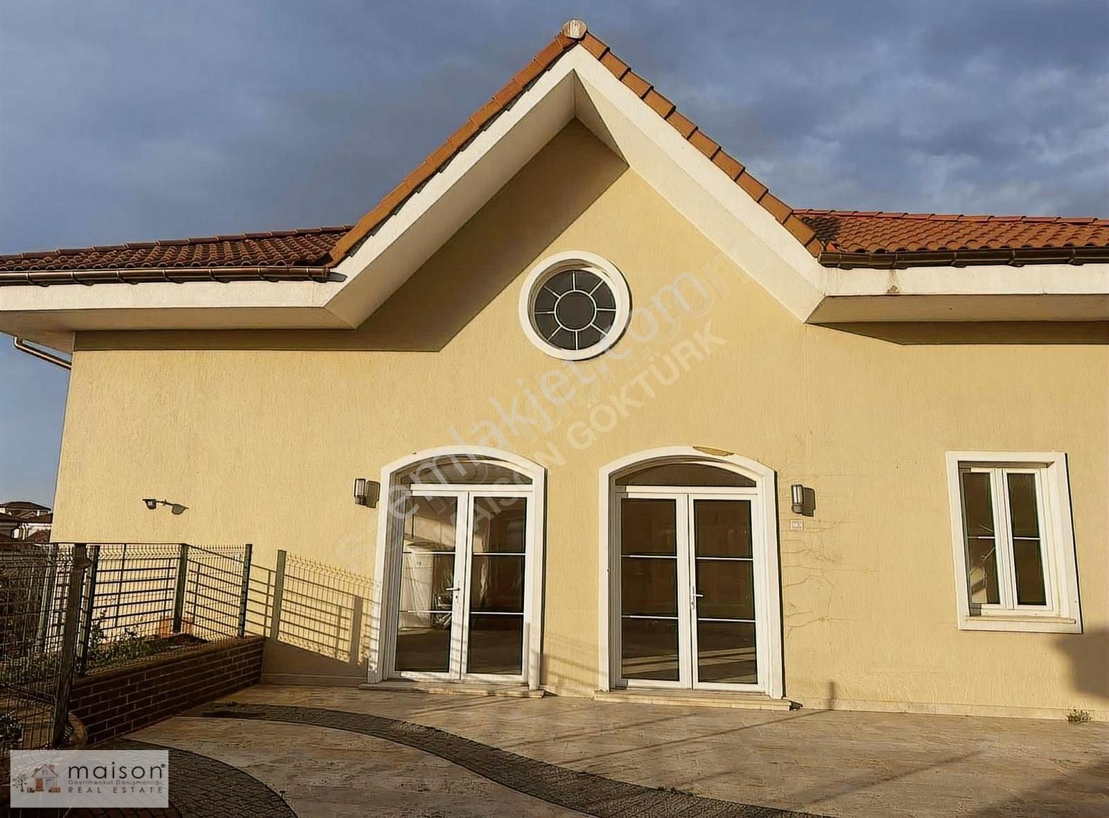 Maıson Göktürk Neogöl Park Evlerin'de Satılık Natamamofis&işyeri - Görsel 2