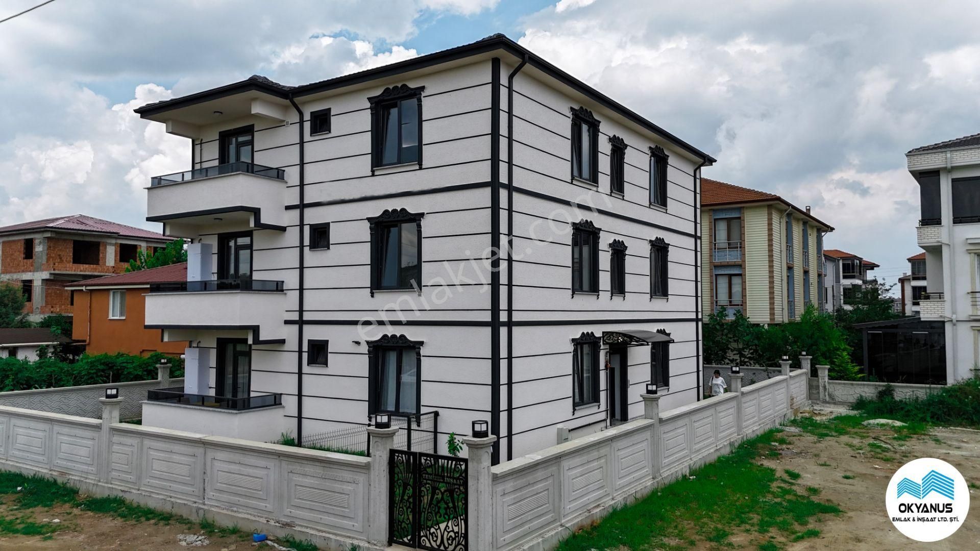 Karasu Yalı Satılık Daire MUTFAK AYRI 2+1 DAİRE FIRSATI OKYANUSTA 