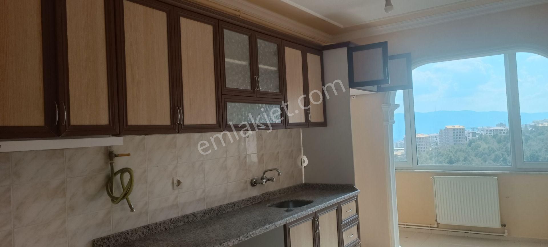 Körfez İlimtepe Kiralık Daire KARAHANLI'DAN 3+1 KİRALIK ARA KAT DAİRE