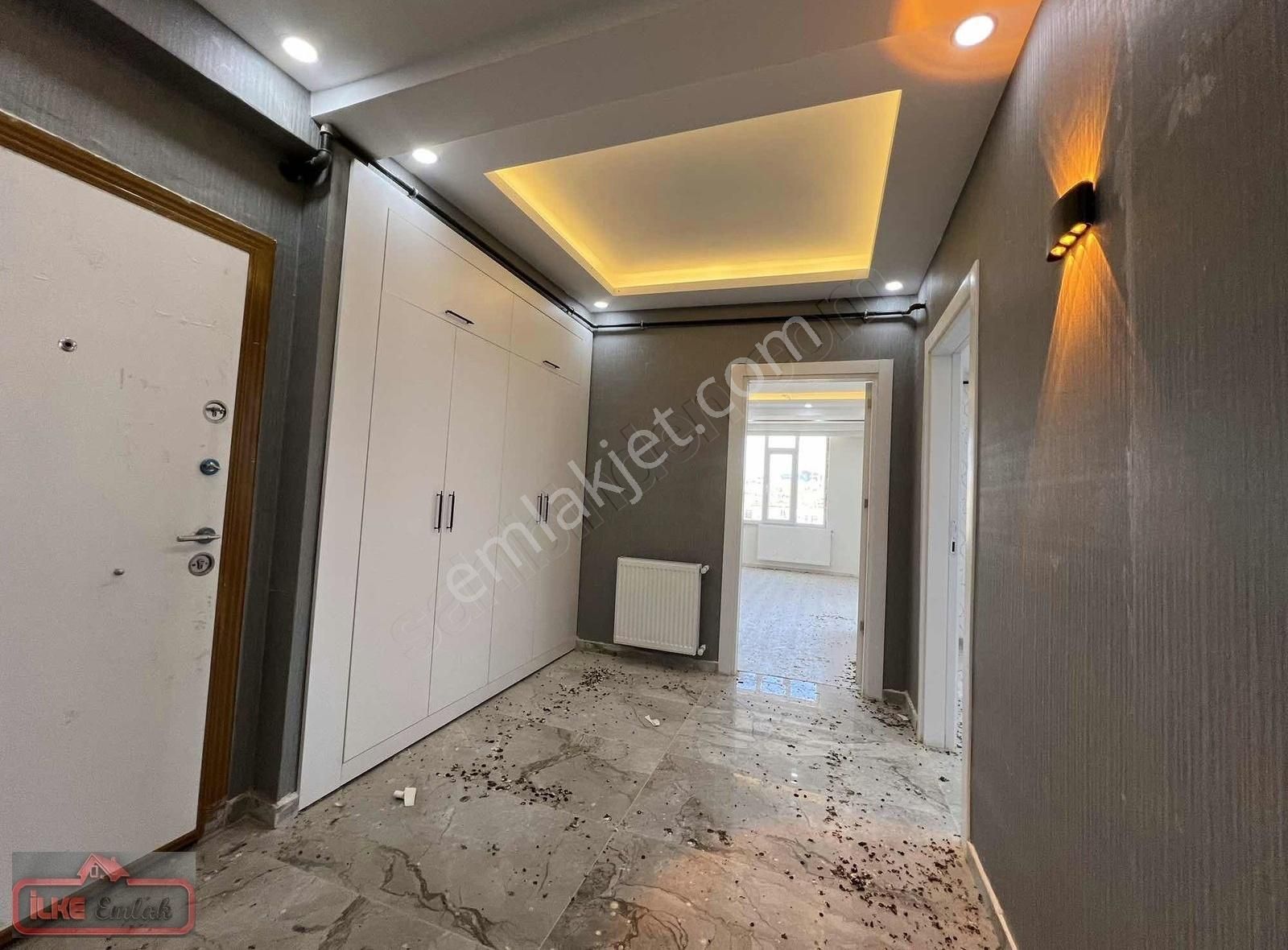 Karaköprü Doğukent Kiralık Daire ****İLKE EMLAKTAN****MEMURA KİRALIK 2+1 DAİRE