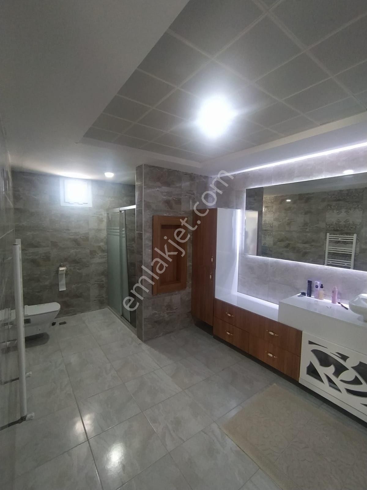 Sur Yukarıkılıçtaşı Satılık Villa Silvan yoluna yakın kent ormanı civarı acil satılık villa 