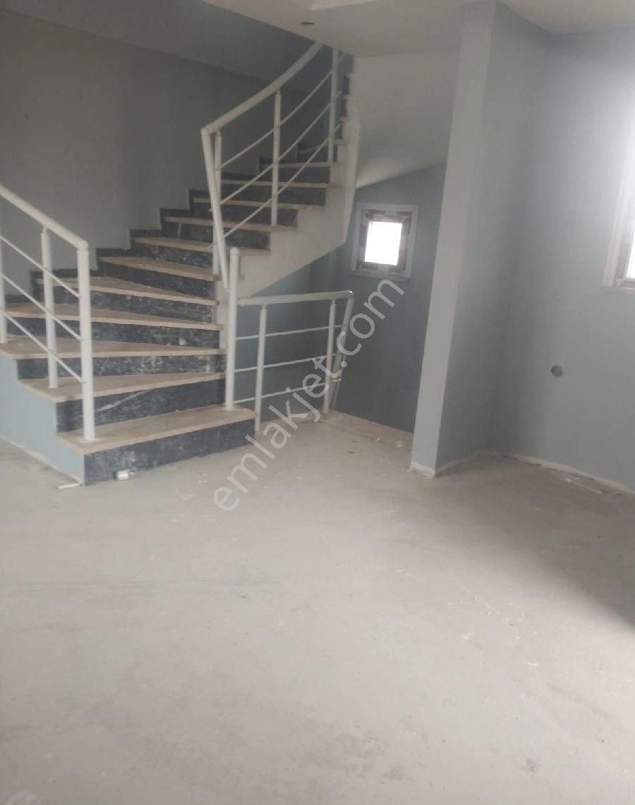 Tekirdağ Marmara Ereğlisi'nde Satılık 3 Katlı Villa - Görsel 4