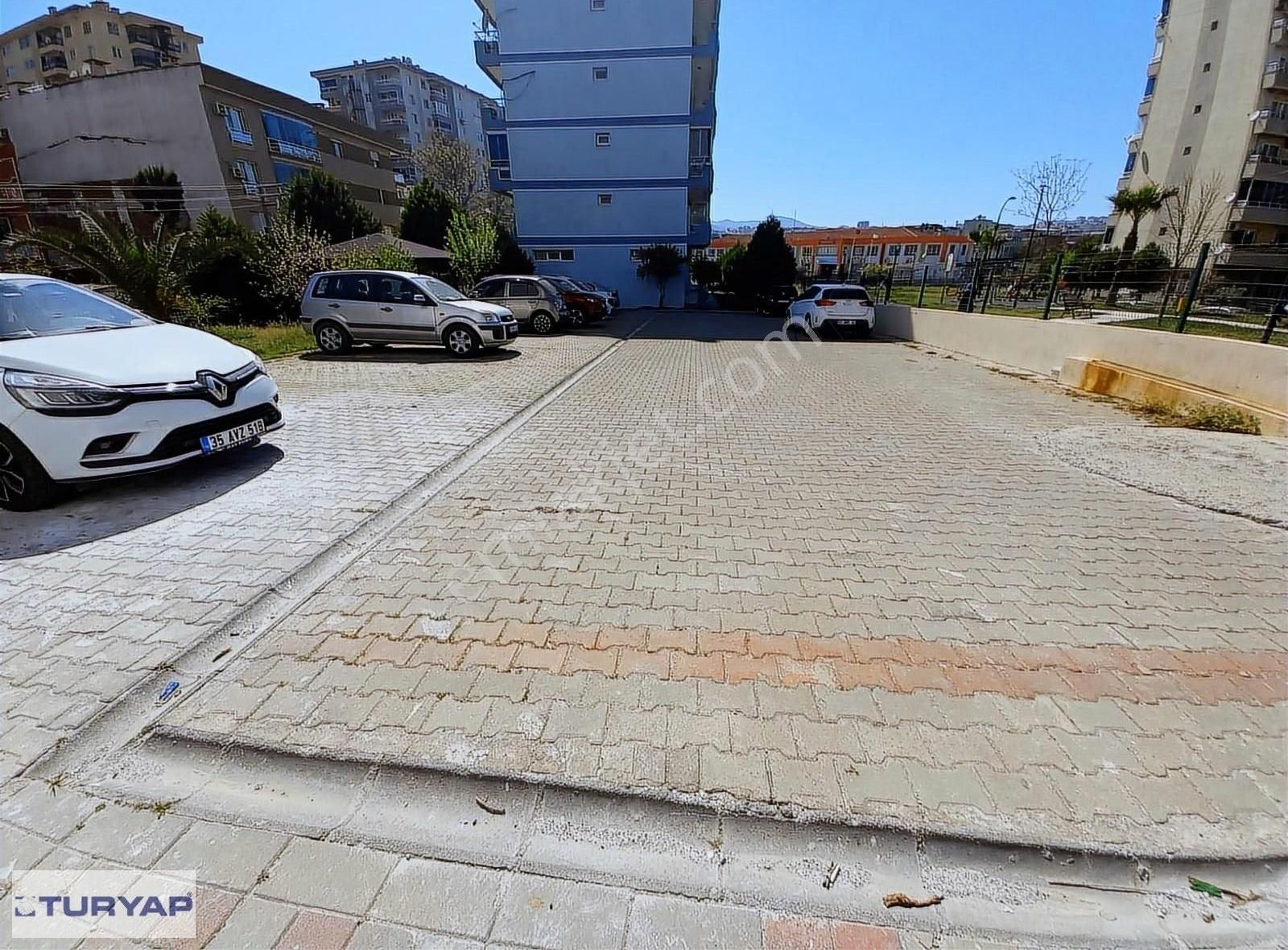 Buca Akıncılar Satılık Daire AKINCILAR MAH.SİTE İÇERİSİNDE 154 M2 3+1 E.BANYOLU SATILIK DAİRE