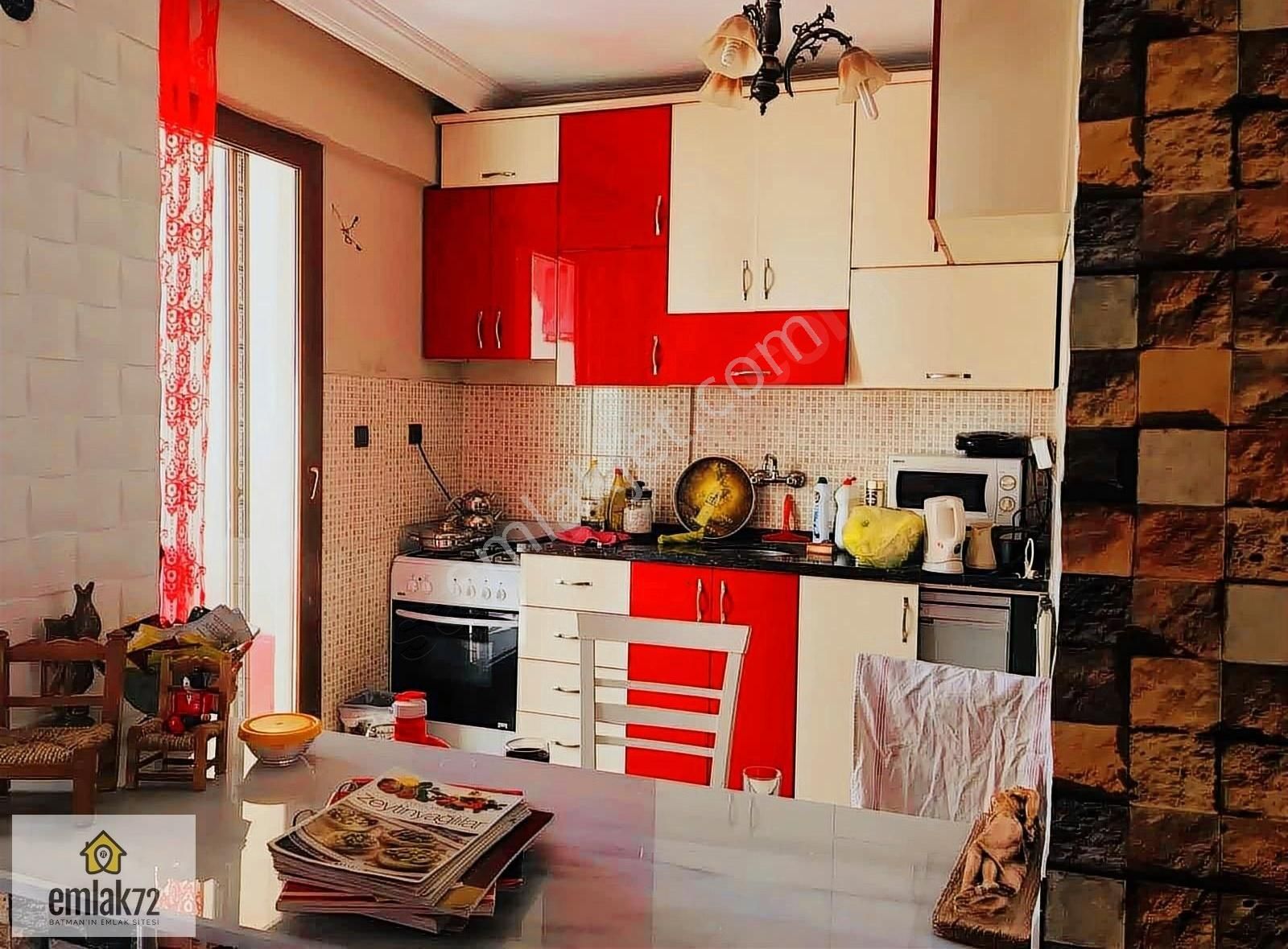 Mezitli Davultepe Satılık Daire DAVULTEPEDE 13 YAŞINDA 140M2 ARAKAT KAÇIRILMAZ FIRSAT 3+1 DAİRE