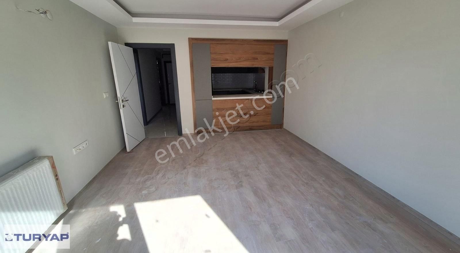 Konak Atilla Satılık Daire ATİLLA MAH. TERASLI 140 M2 ASANSÖRLÜ 3+1 SATILIK DAİRE...