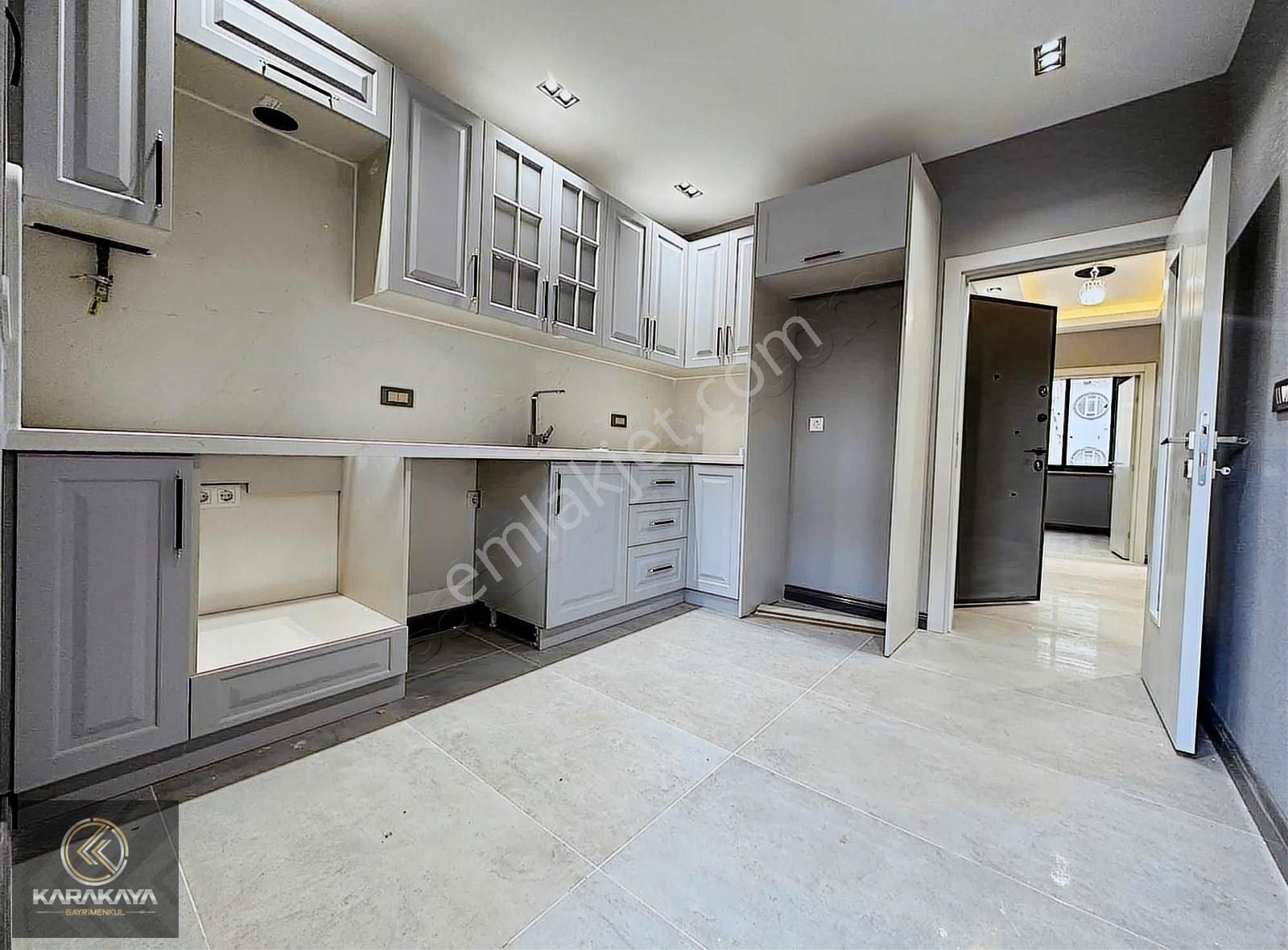 Darıca Osman Gazi Satılık Daire OSMANGAZİ MAH 2+1 95 m² *YERDEN ISITMALI* LÜX ARAKAT