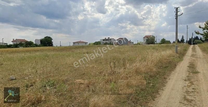 Marmaraereğlisi Yeniçiftlik Satılık Villa İmarlı Yeniçiftlik'te E5'e 200m Mesafede 370m2 3 Kat İmarlı Tek Tapu